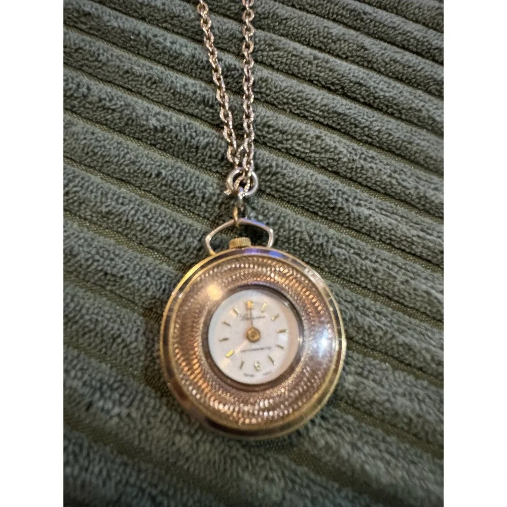 Vintage Lucerne‎ Swiss Made Pendant Watch Necklace Gold Tone Antimagnetic